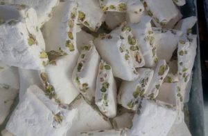 گز 32% بیدمشکی